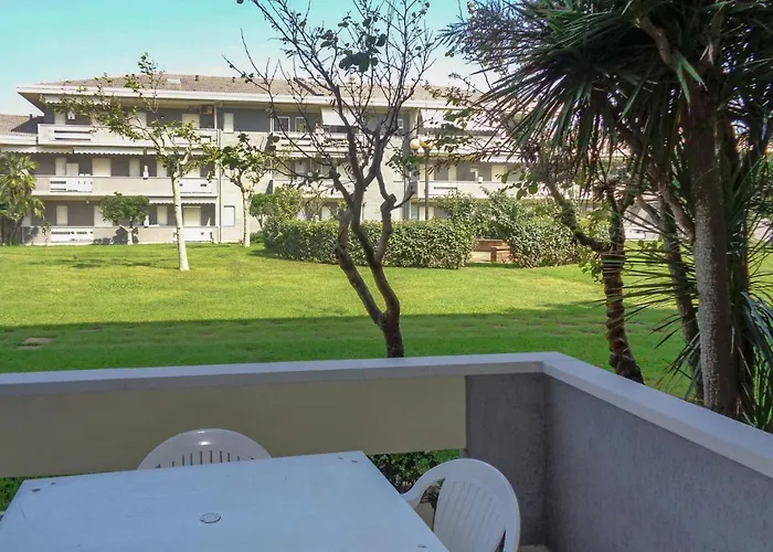 Appartamento Marine- Palme- Ismare-1 By Interhome *